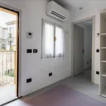Apartman Guesthost - Magenta Long Let Apts *