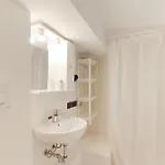 Apartman Guesthost - Magenta Long Let Apts *