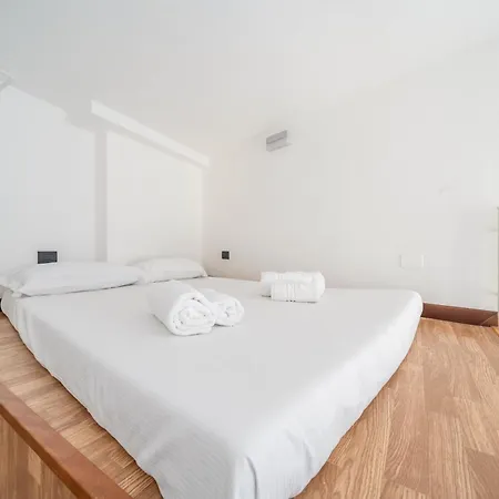 Guesthost - Magenta Long Let Apts ميلان